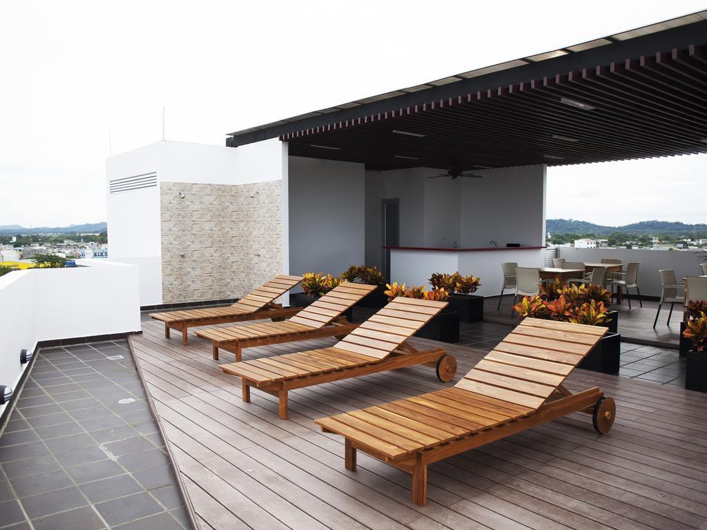 Hotel Cinco Monteria Exterior photo