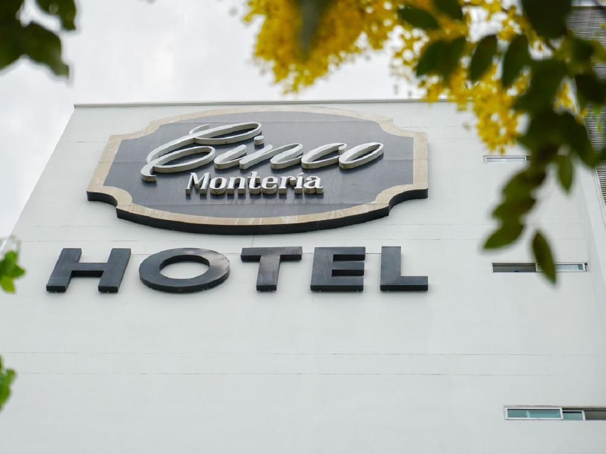 Hotel Cinco Monteria Exterior photo